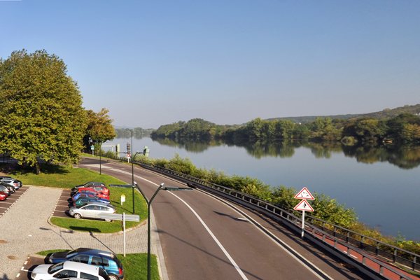 Rive gauche vers l'Ouest